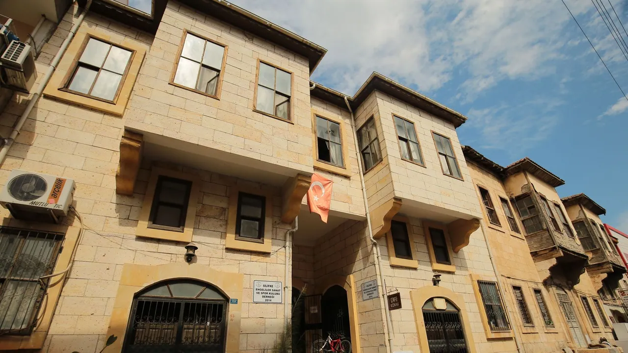 Samsun Büyükşehir Belediyesi İstiklal Madalyası ve Mavnacılar Müzesi Binası Tadilat İhalesi Düzenliyor