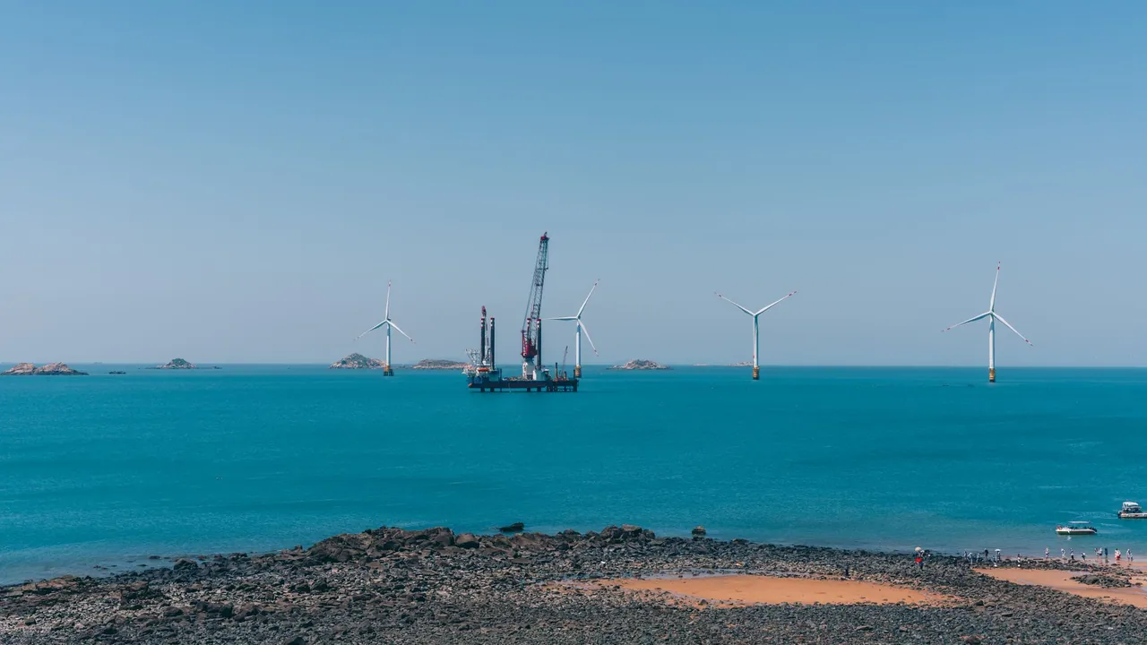 Türkiye'nin Denizüstü Rüzgar Enerjisi Potansiyeli ve Stratejik Hedefleri