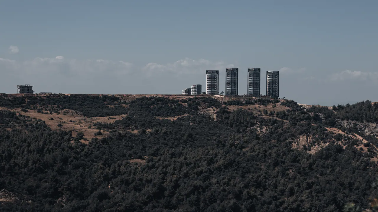 #Adana