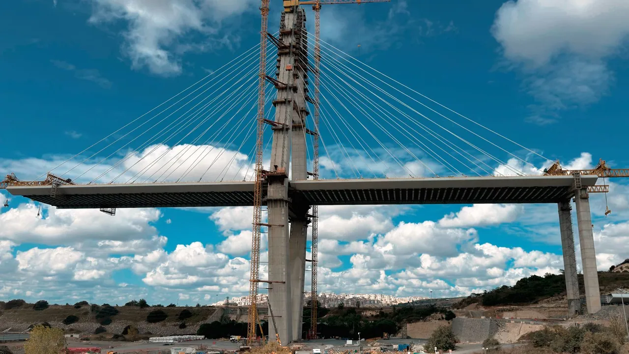 Şanlıurfa Karaköprü’de 5,8 Büyüklüğünde Deprem Meydana Geldi