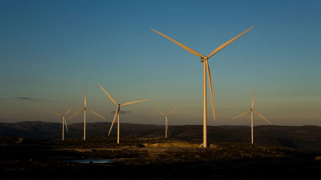 Aydem Yenilenebilir Enerji, İlk Altı Ayda 4,88 Milyar TL Net Kar Elde Etti