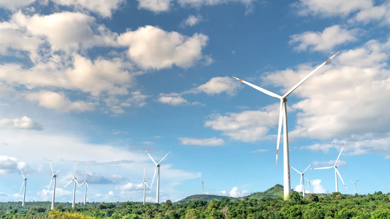 Yenilenebilir Enerji Yatırımlarında Arazi ve Doğa Yönetimi