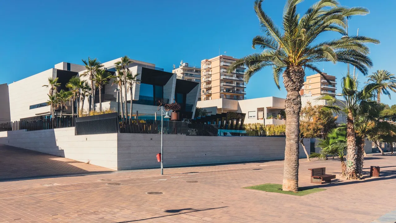 Accoya Kıyı Yapılarında Boyutsal Stabilite ve Uzun Ömürlü Çözümler Sunuyor