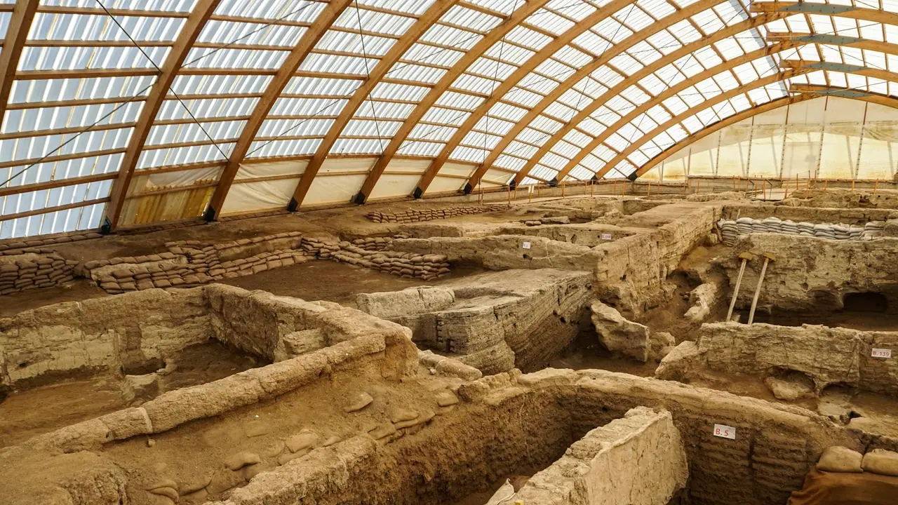 Çayönü Tepesi'nde Milattan Önce 6900 Yıllarına Tarihlenen Madencilik İşliği Gün Yüzüne Çıkarıldı