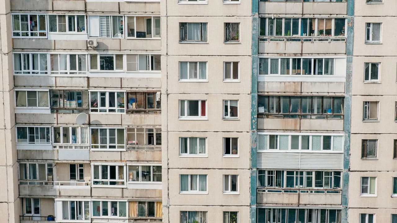 Küba'nın Mikrobrigada Konut Programının Kolektif Mirası