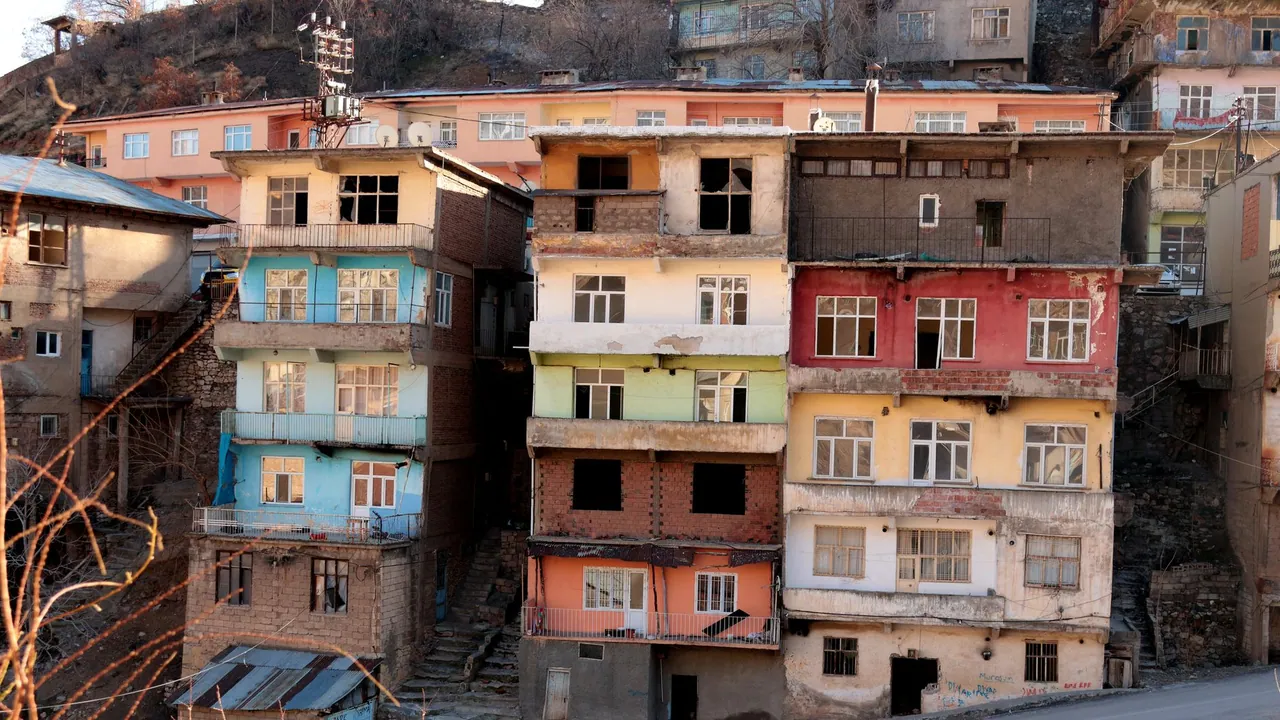 Konak'ta Beştepeler dönüşümü için bakanlığa başvuru yapıldı