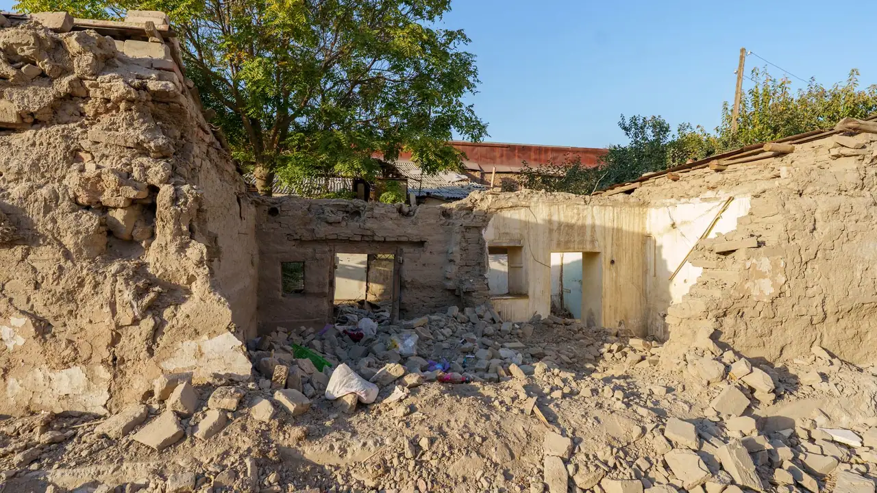Bayburt Tuzcuzade'de Kentsel Dönüşüm İçin Hak Sahipleriyle Buluşuldu